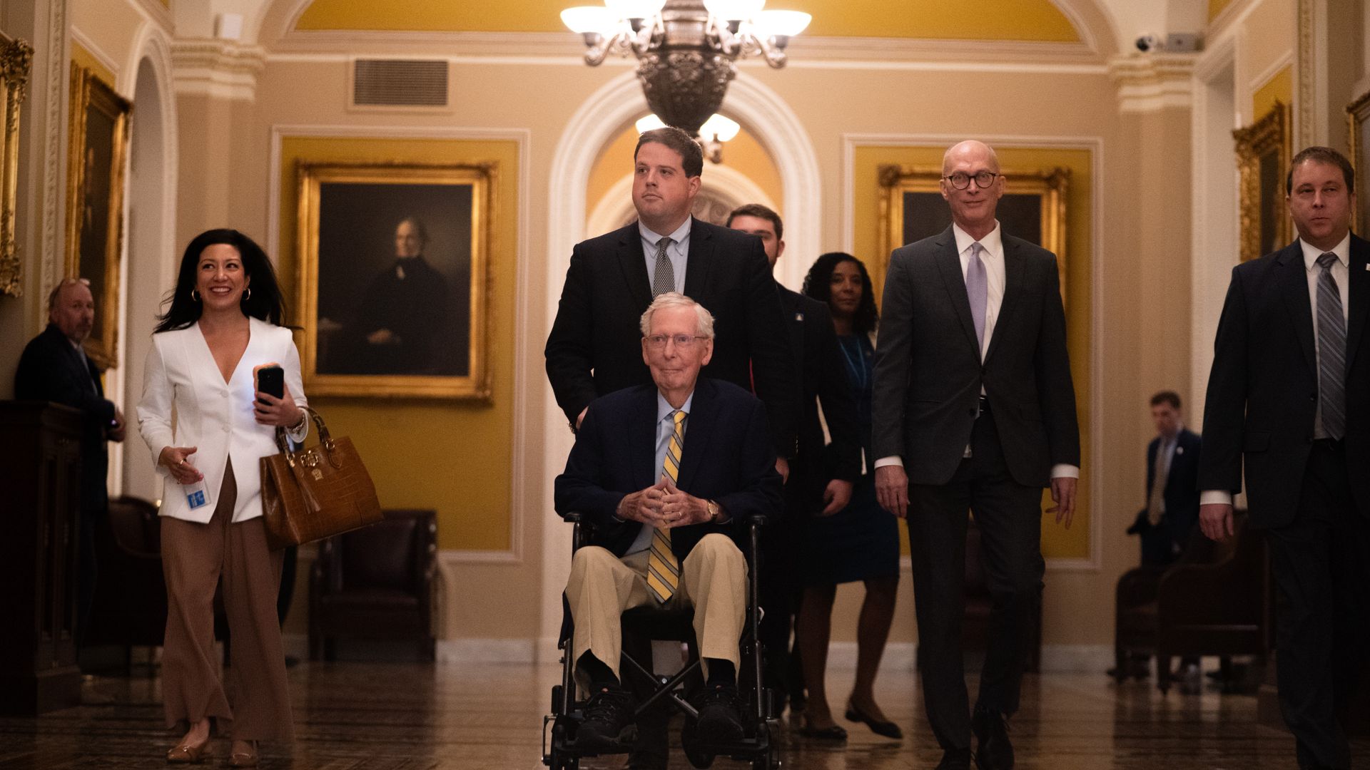 Mitch McConnell returns to US Senate three months after hospitalisation