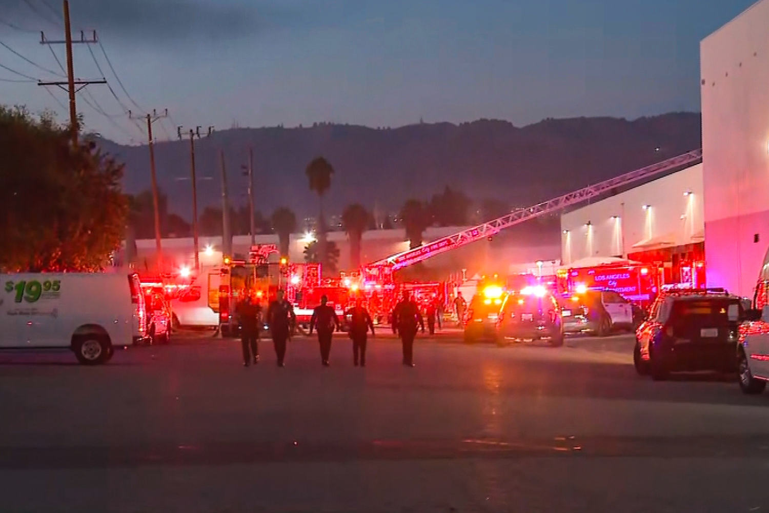 3 dead after helicopter crashes in Los Angeles parking lot