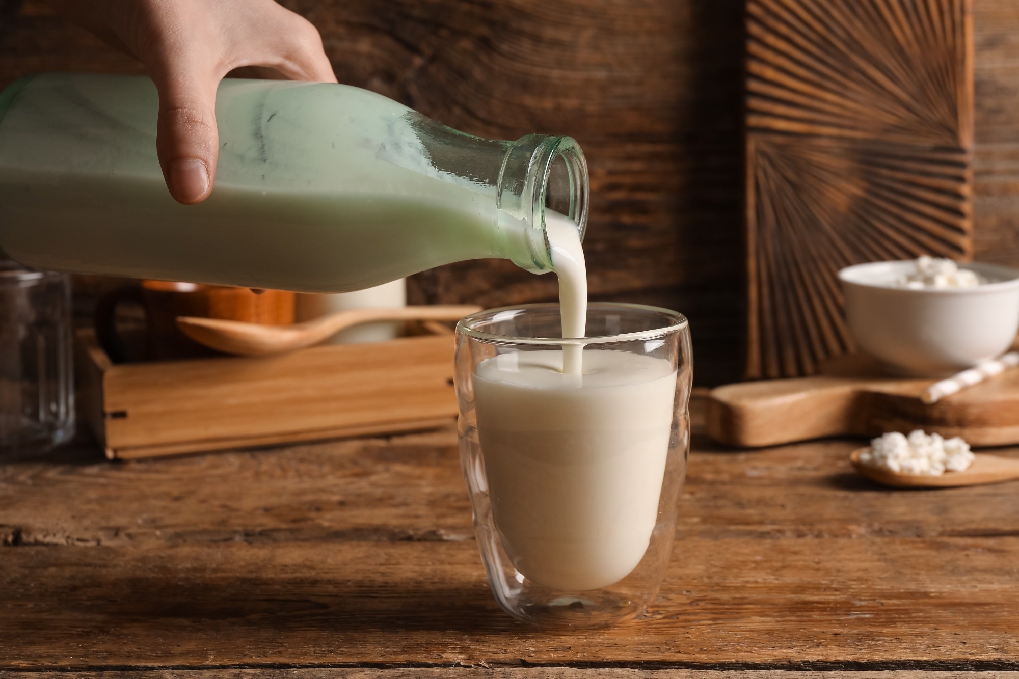 Fermented dairy was linked to lower mortality, but the pattern shifted at higher intakes