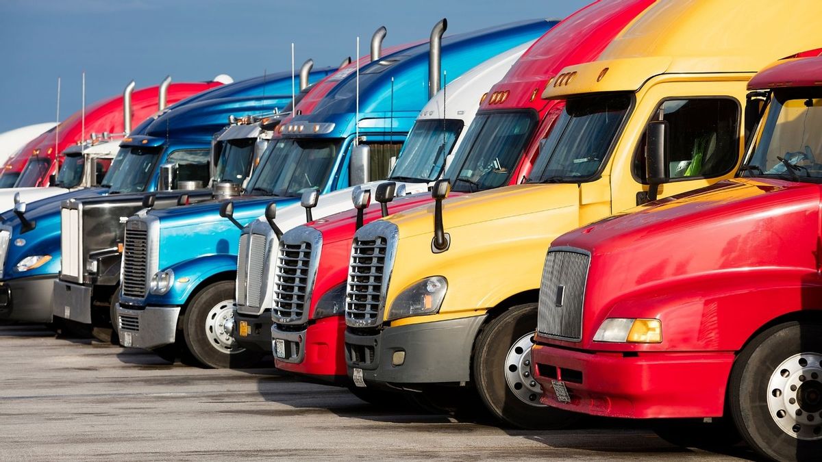 Are US truck drivers going on strike starting Oct. 1, 2026?