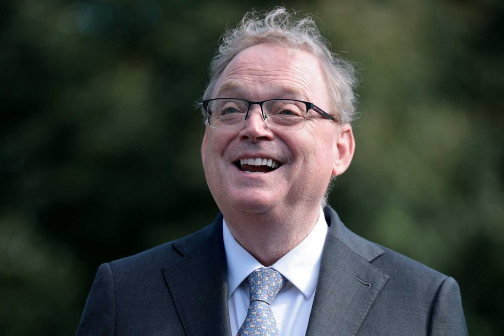 Hassett’s hamburger humblebrag leaves Americans heaving: ‘This is offensively ignorant’