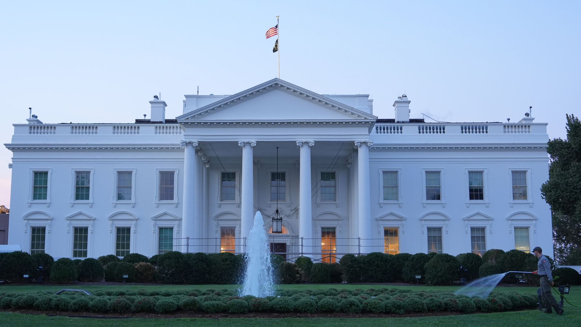 Three US news outlets ‘to sue’ over White House ban