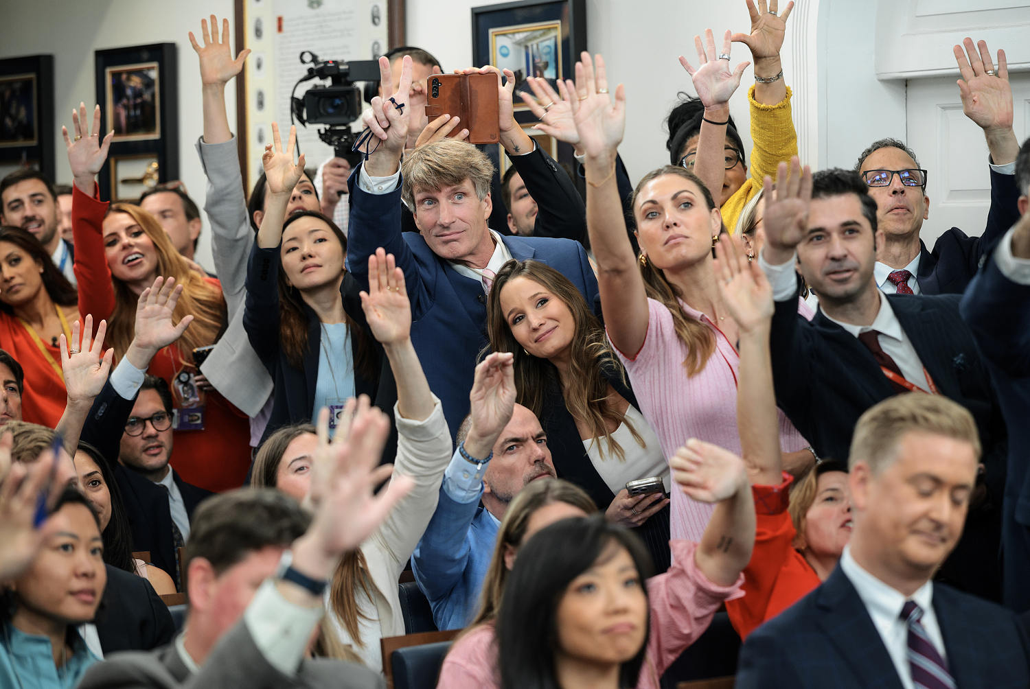 CNN, Politico and MS NOW plan to sue Trump admin over ban on White House coverage
