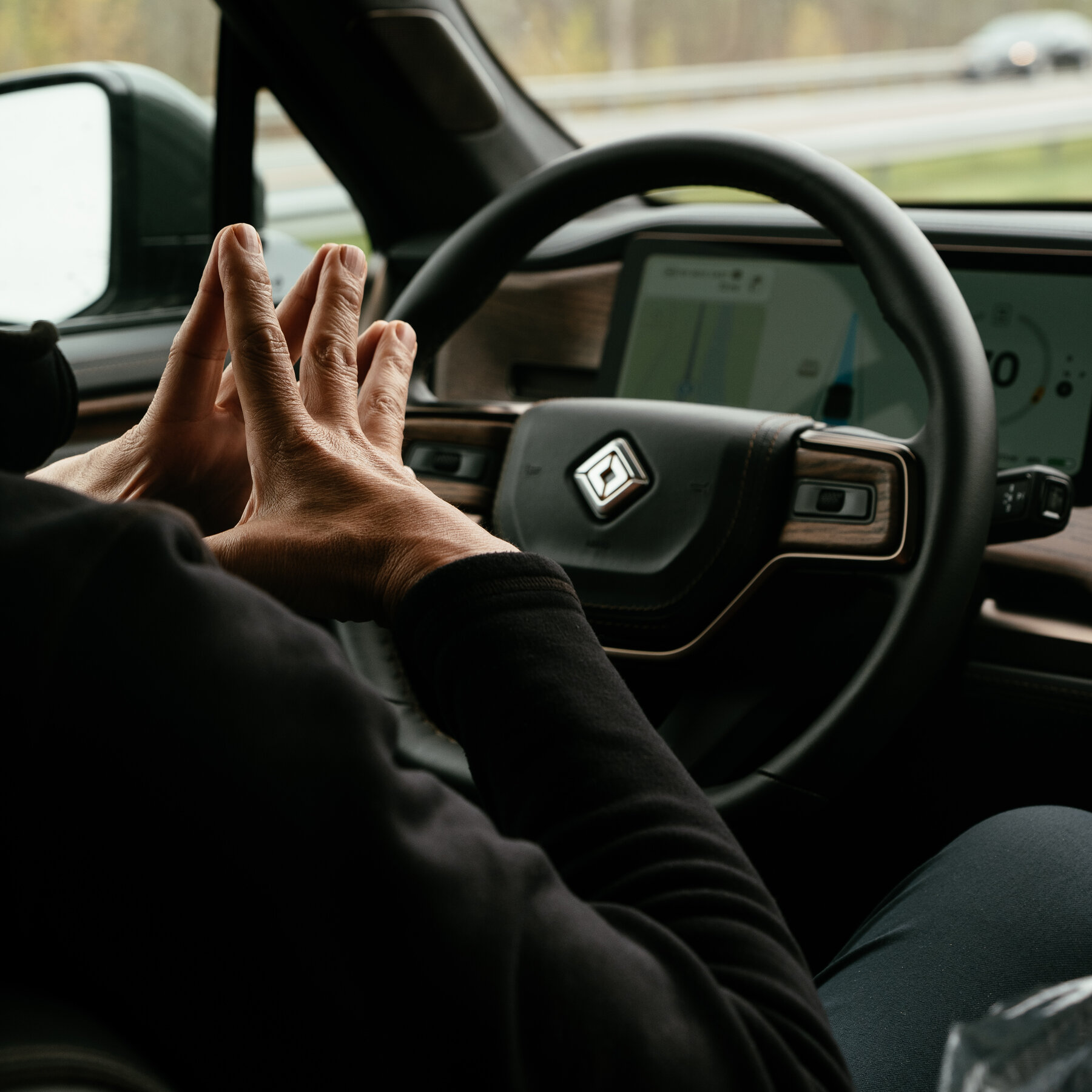 As Computers Take the Driver’s Seat, Experts Worry About Safety