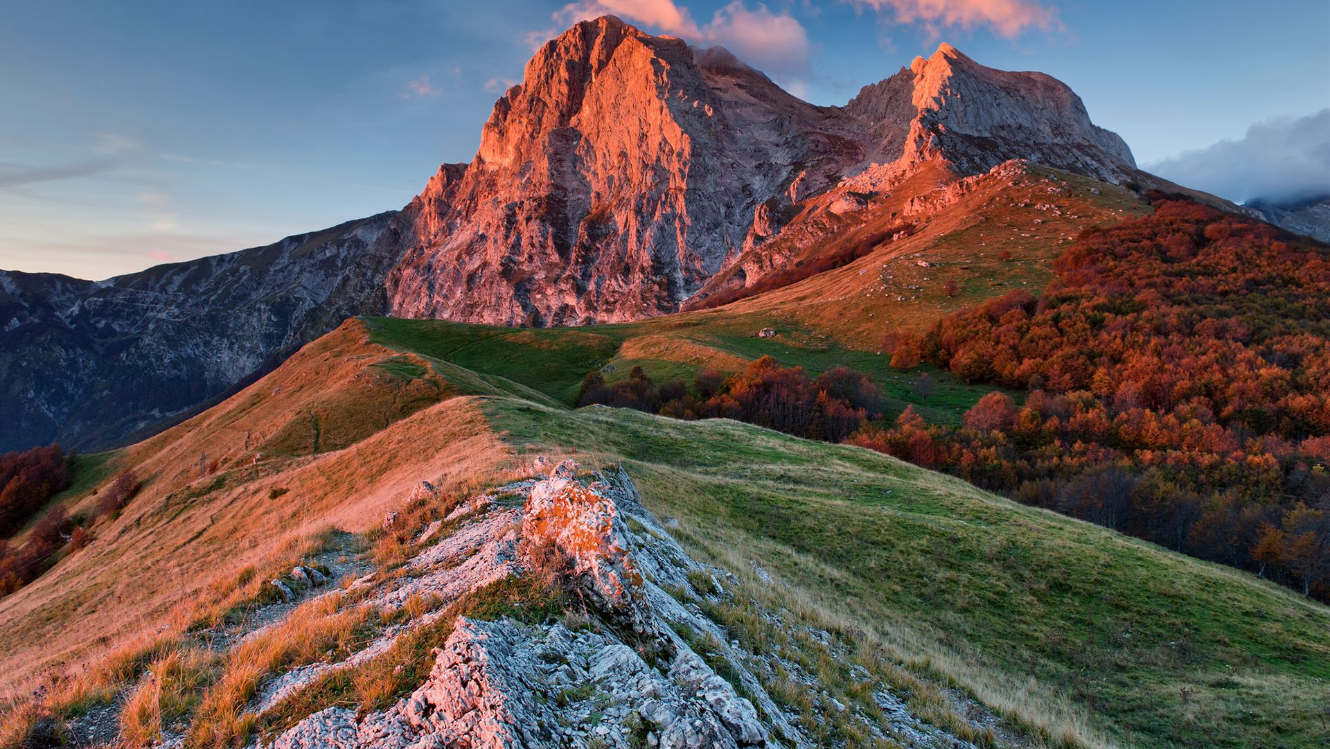 Earth’s crust is ‘unzipping’ beneath Italy — and that could explain most of the earthquakes in the region