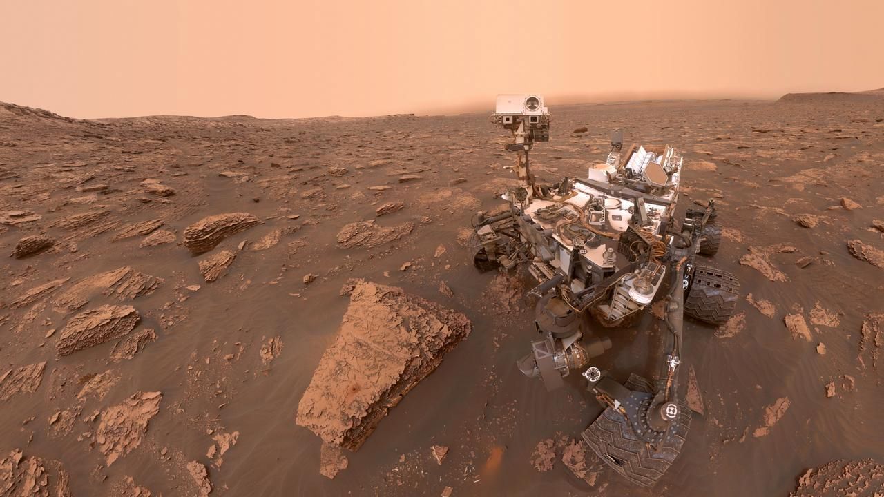 Curiosity’s top 10 photos of Mars after 5,000 days of exploration