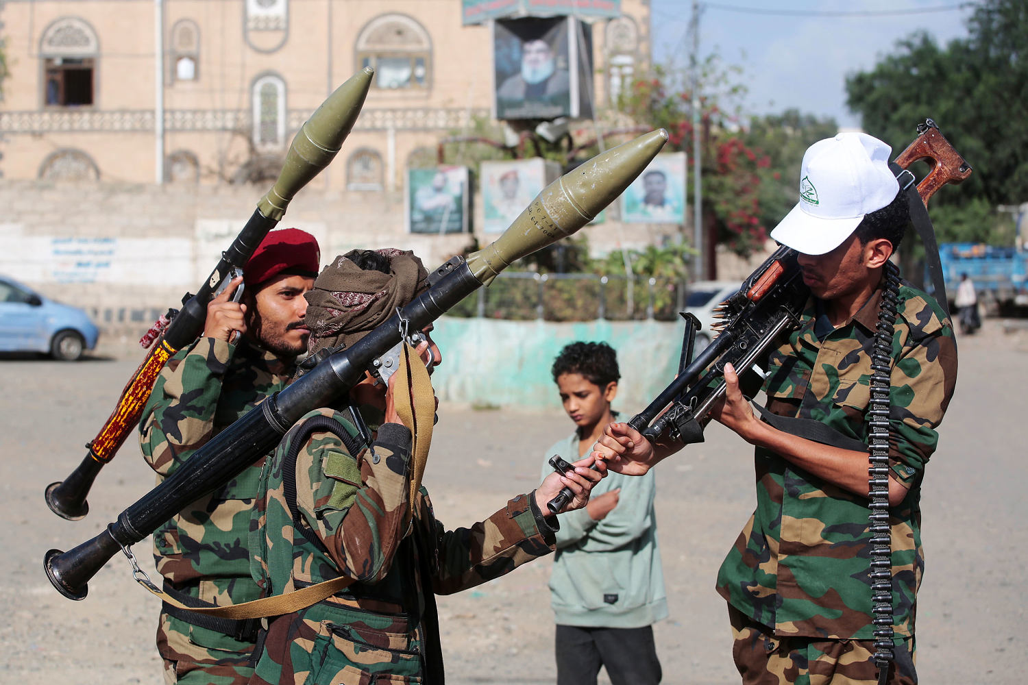 Yemen says it asked Trump for U.S. military support in fight against Houthis