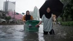 Bangkok declares disaster as heavy rains spark flooding