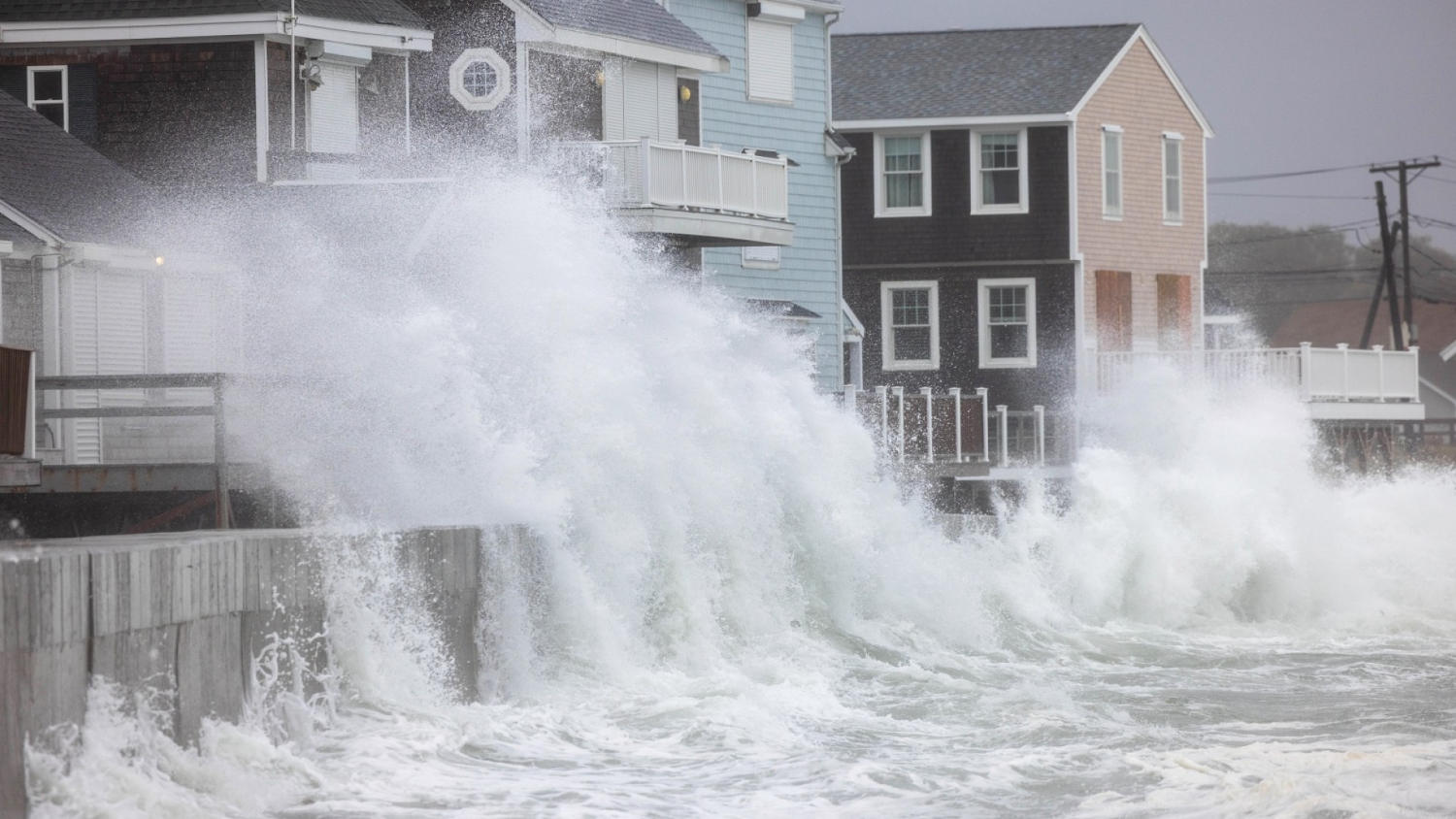 Powerful nor’easter lashes parts of the East Coast