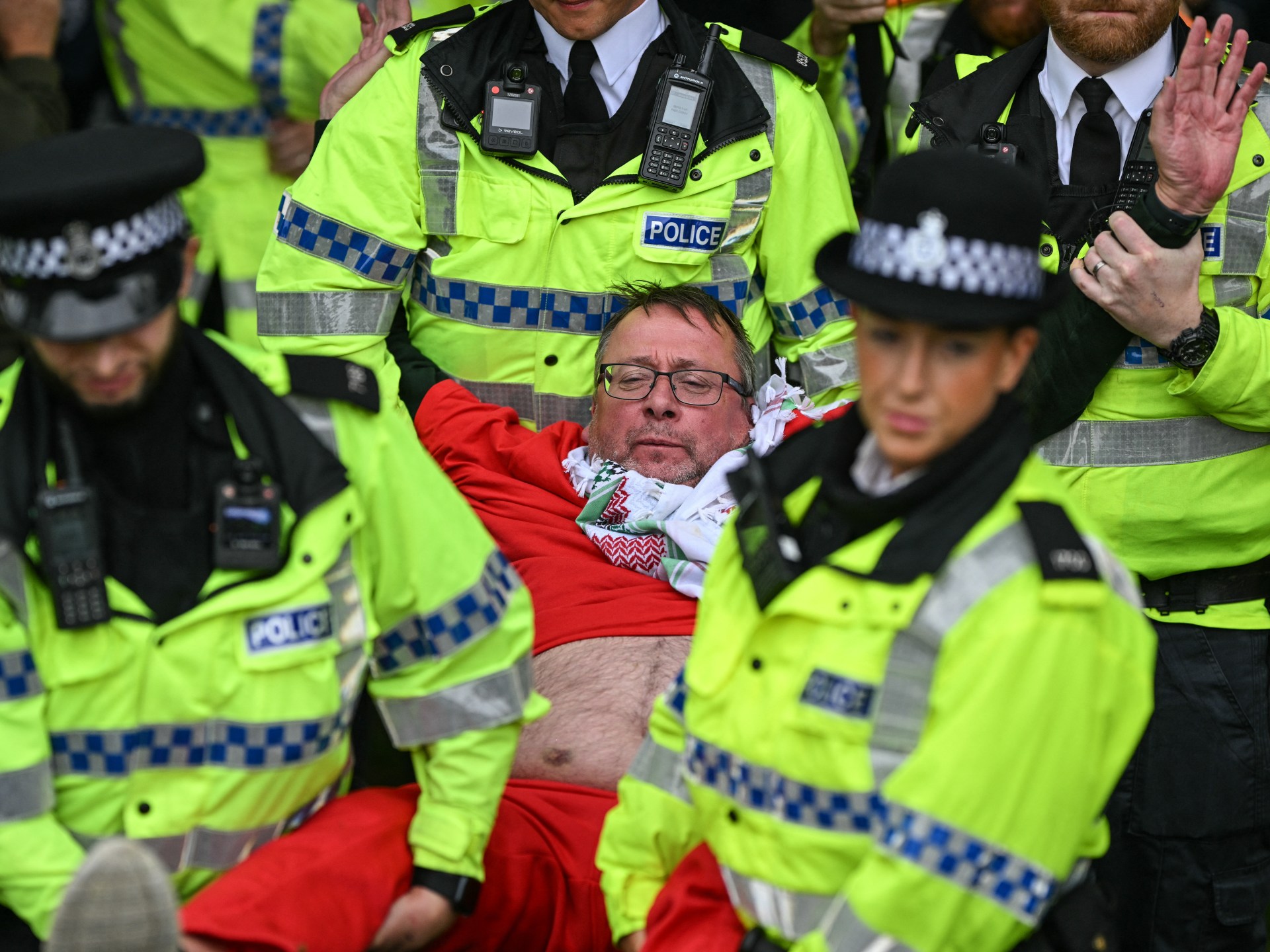 Palestine Action protesters arrested outside UK Labour Party conference
