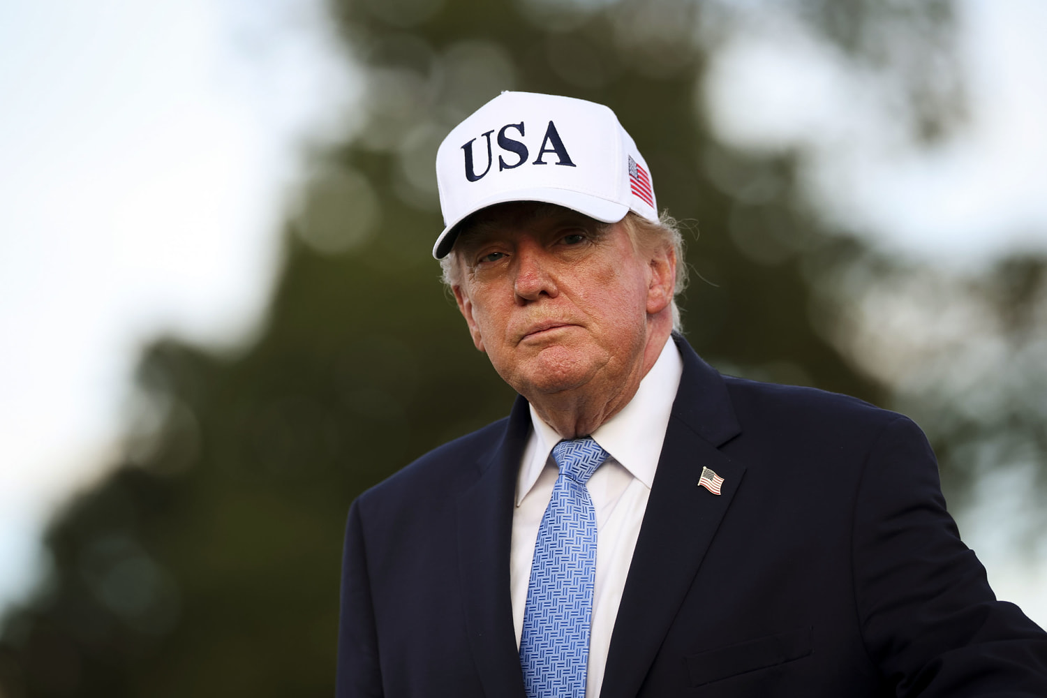 Trump to unveil plans for a $15 billion steel mill in Iowa
