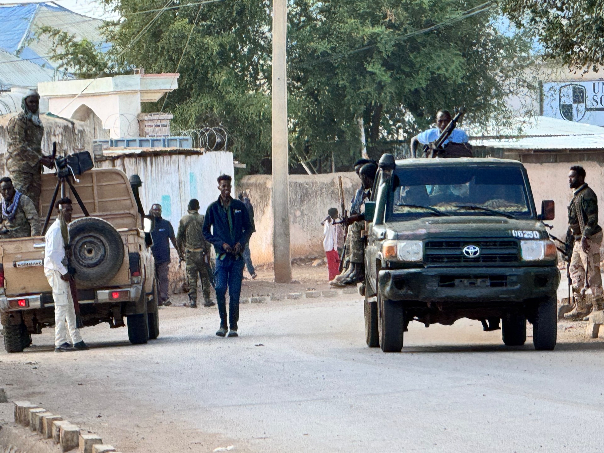 Somali army clashes with local forces for control of Baidoa