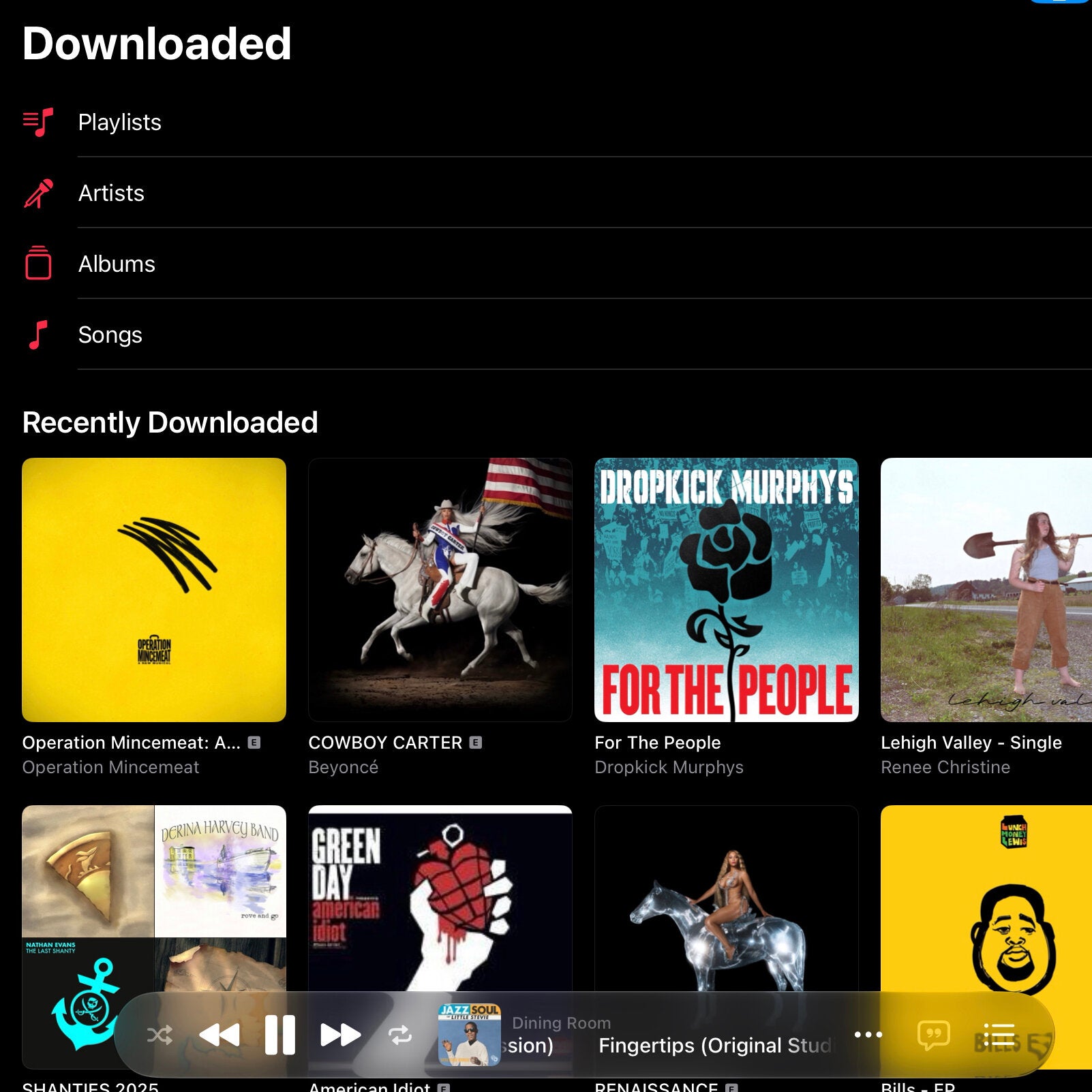 How to Listen to Your Favorite Music, Online or Off the Grid