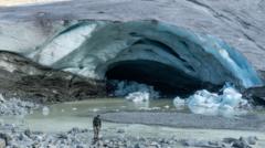 Swiss glaciers suffer ‘disastrous’ year of ice loss, threatening water supplies