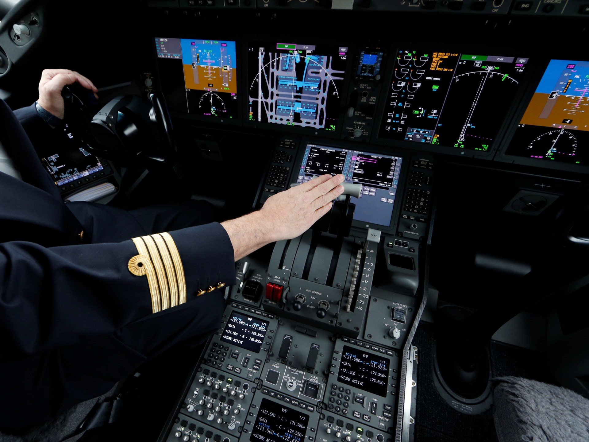 Flydubai stabbing: How safe are planes if a pilot turns violent?