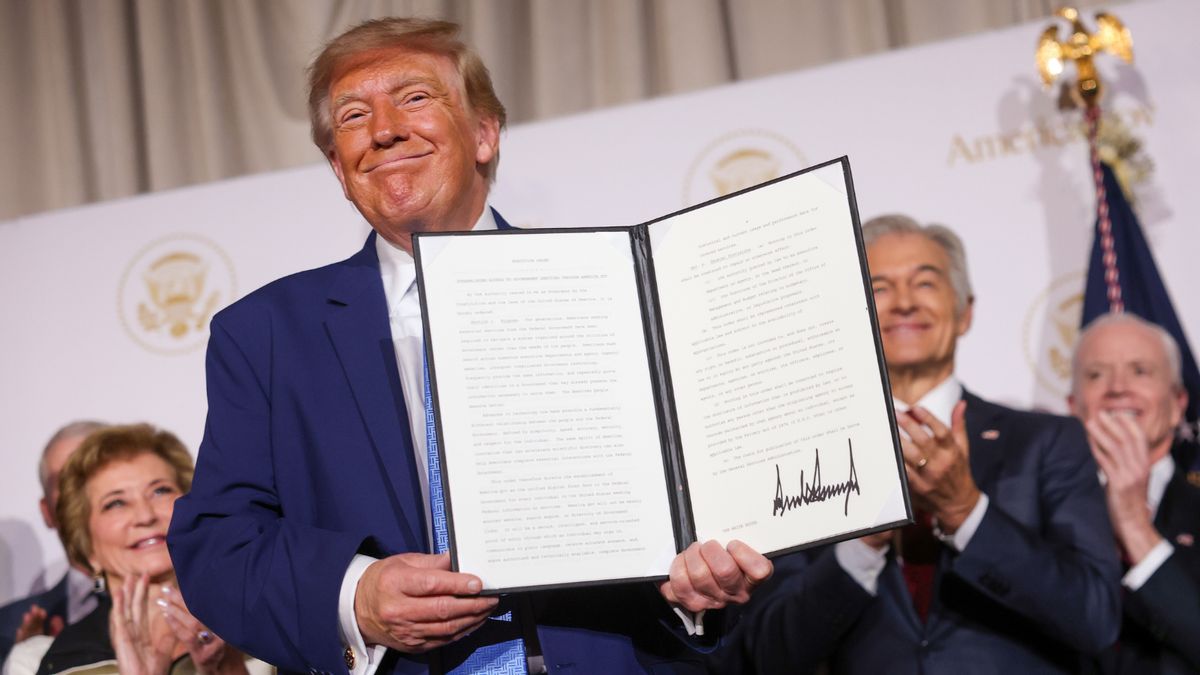 Was Trump’s ‘super intelligence’ order a ploy to profit off .si domain names?