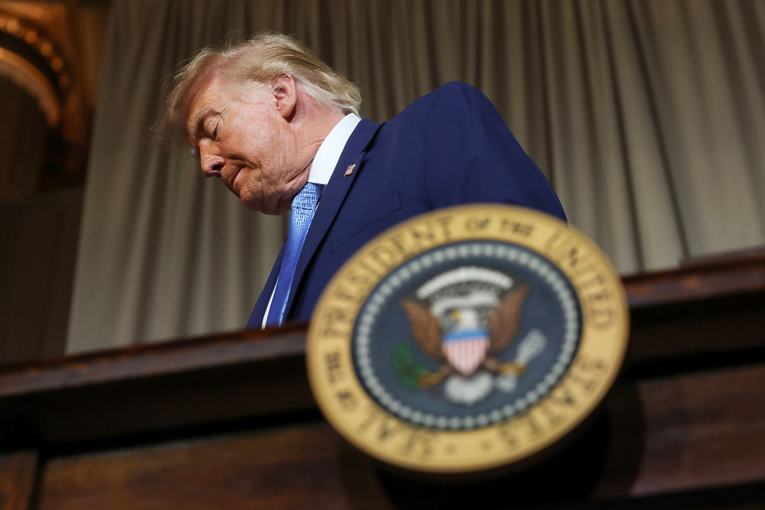 trump-clashes-ahead-as-new-supreme-court-term-begins