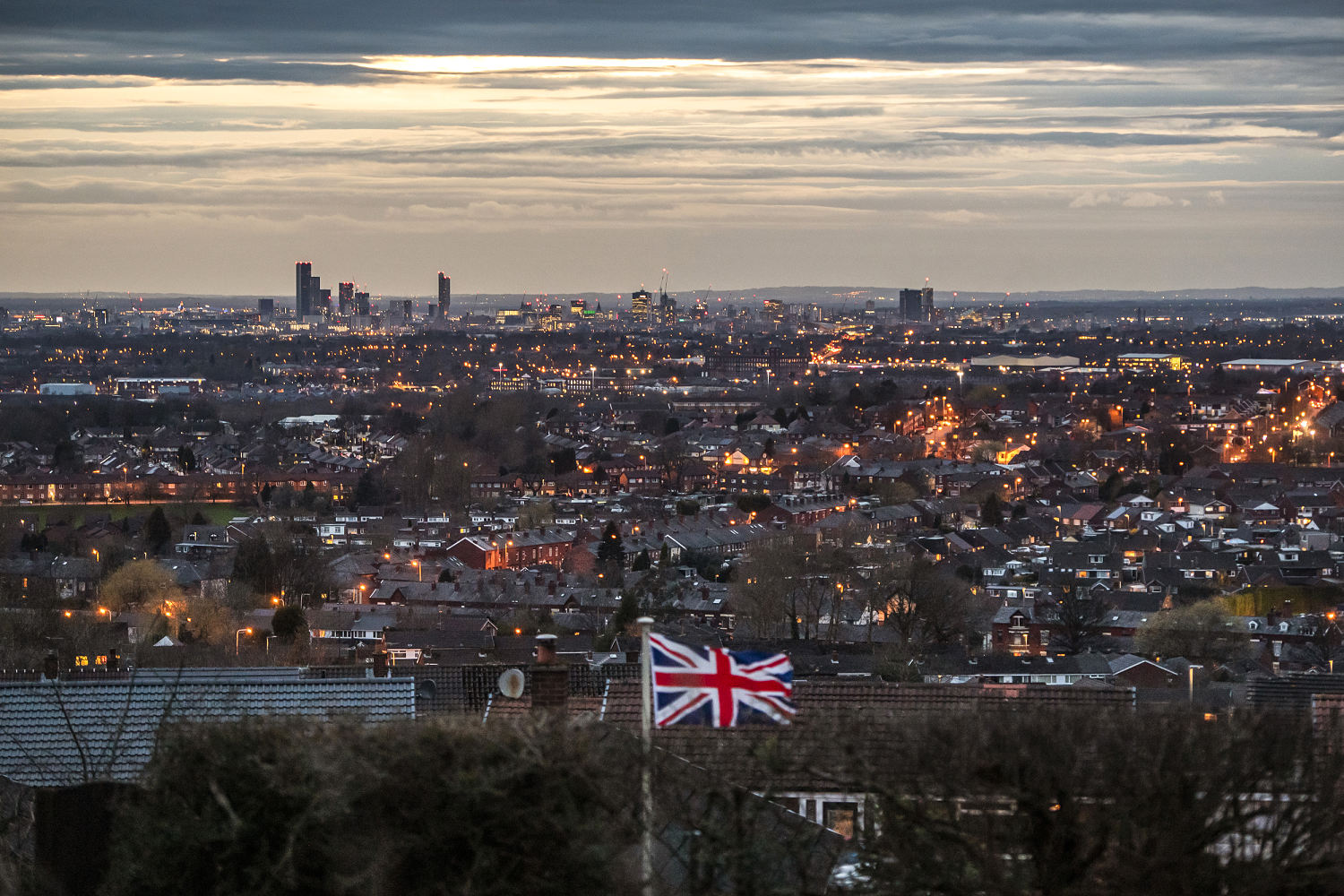 Two Iranian nationals charged over alleged terrorism plot targeting Jewish community in U.K.