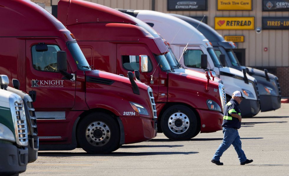 Trucking bankruptcies mount as Trump’s war forces drivers to take dire measures: report