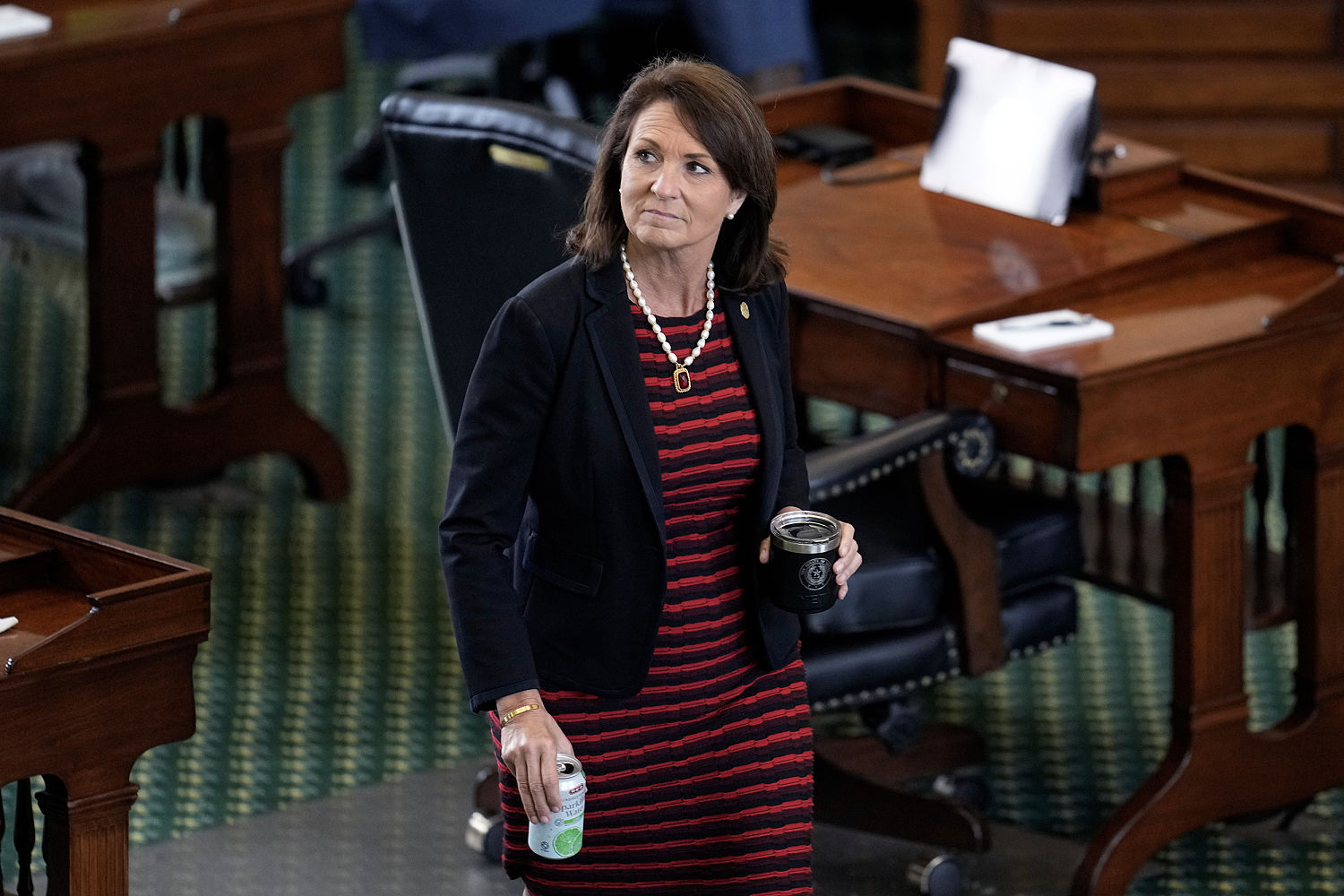 Ken Paxton’s estranged wife urges voters to back his Senate bid, yet avoids mentioning him by name