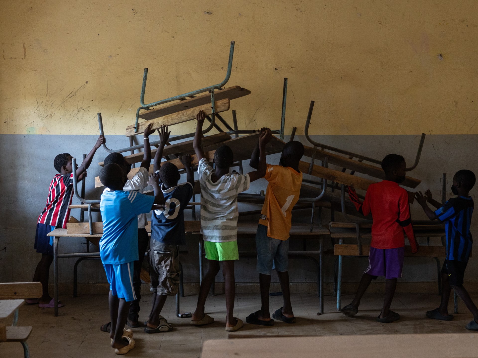 Photos: Community unites in Senegal’s Dakar to clean dilapidated school