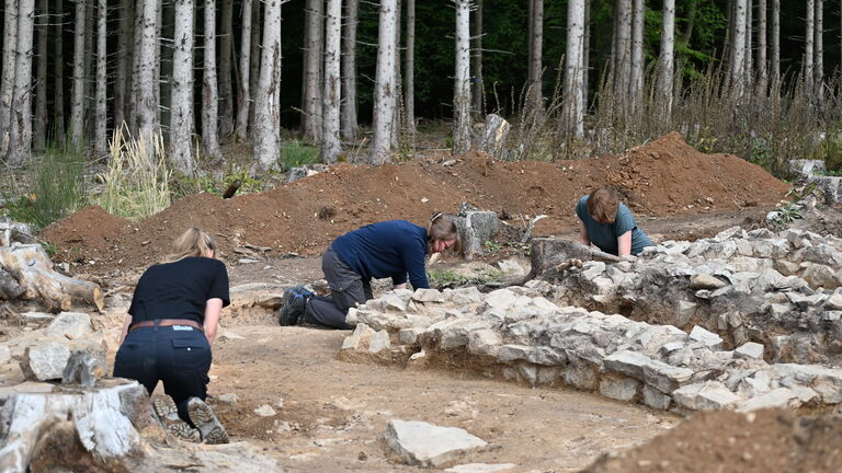 1,800-year-old temple to Mars and statue of Victory unearthed at Roman military fort in Germany