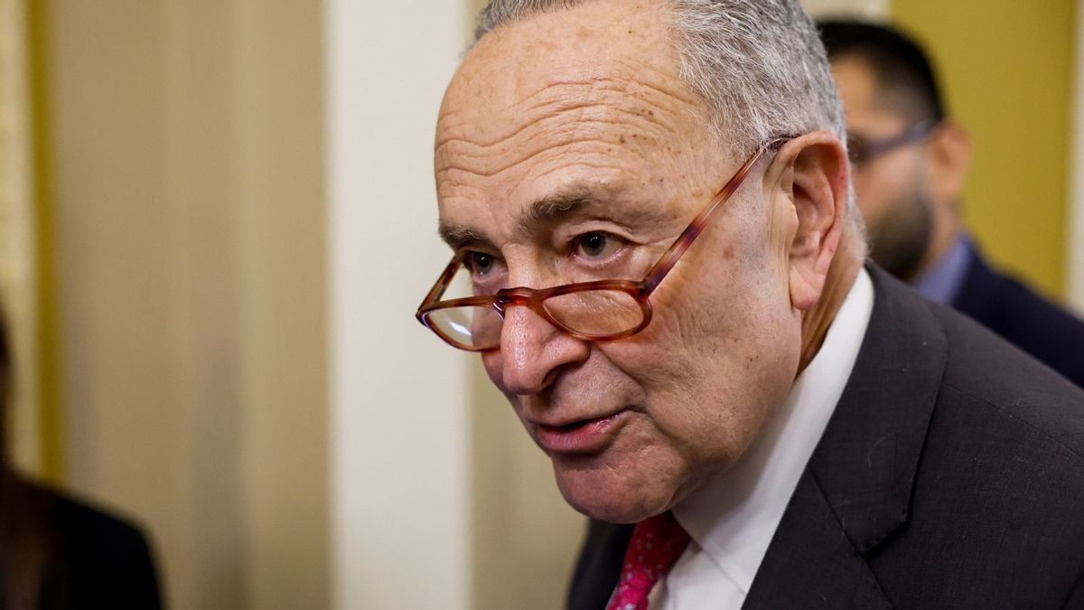 Did Chuck Schumer say ‘our ultimate goal’ is to give citizenship to immigrants already in US?