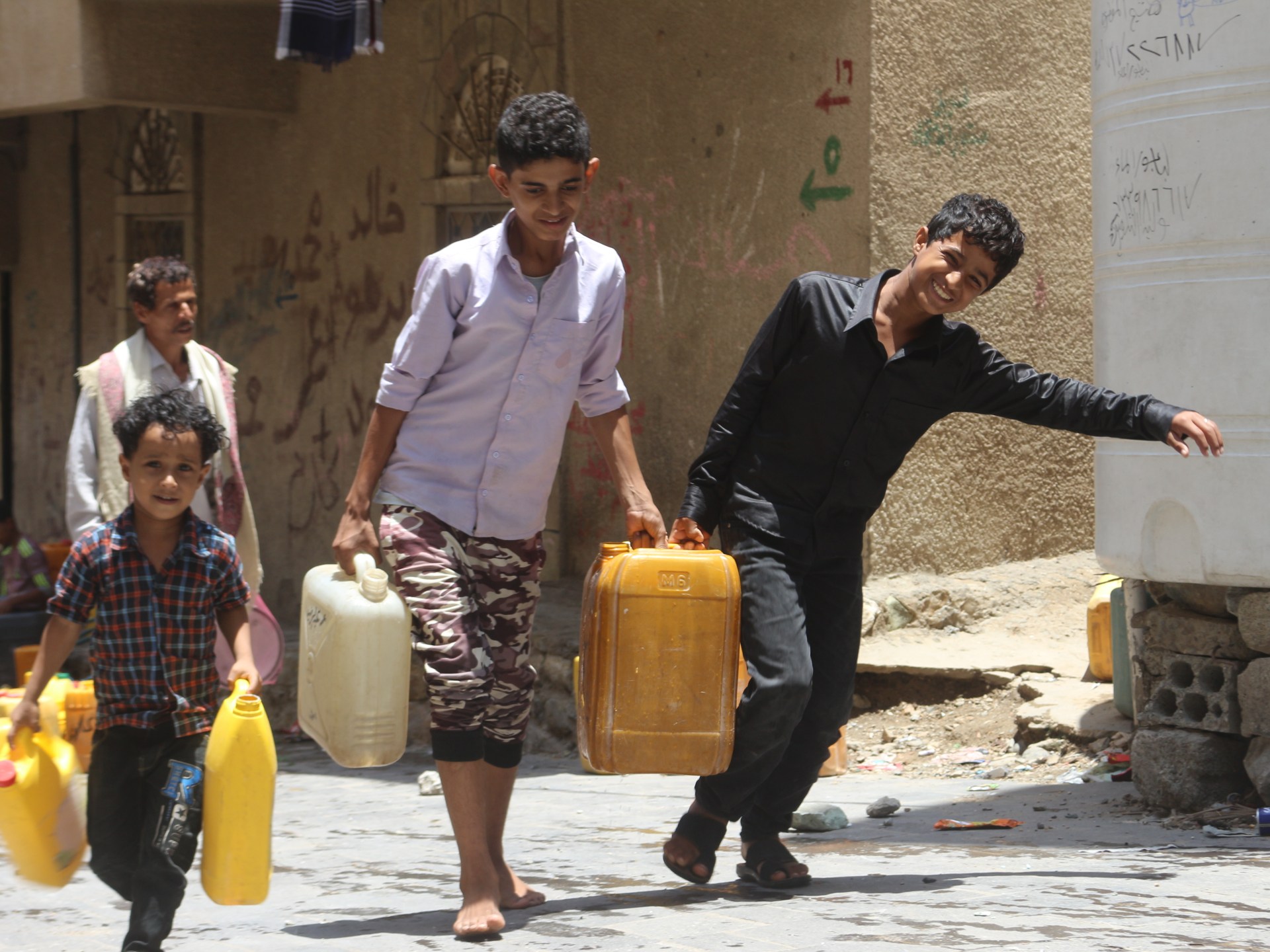 Yemen’s Taiz under siege again as food and fuel prices rise
