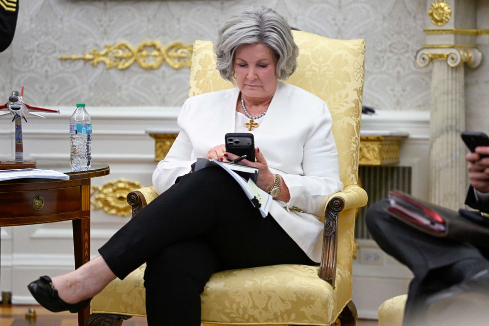‘Tapped’ phone claim collapses as report exposes White House spin on Susie Wiles call logs