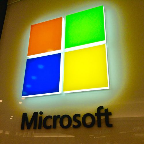 Microsoft barred from sponsoring foreign workers for US residency