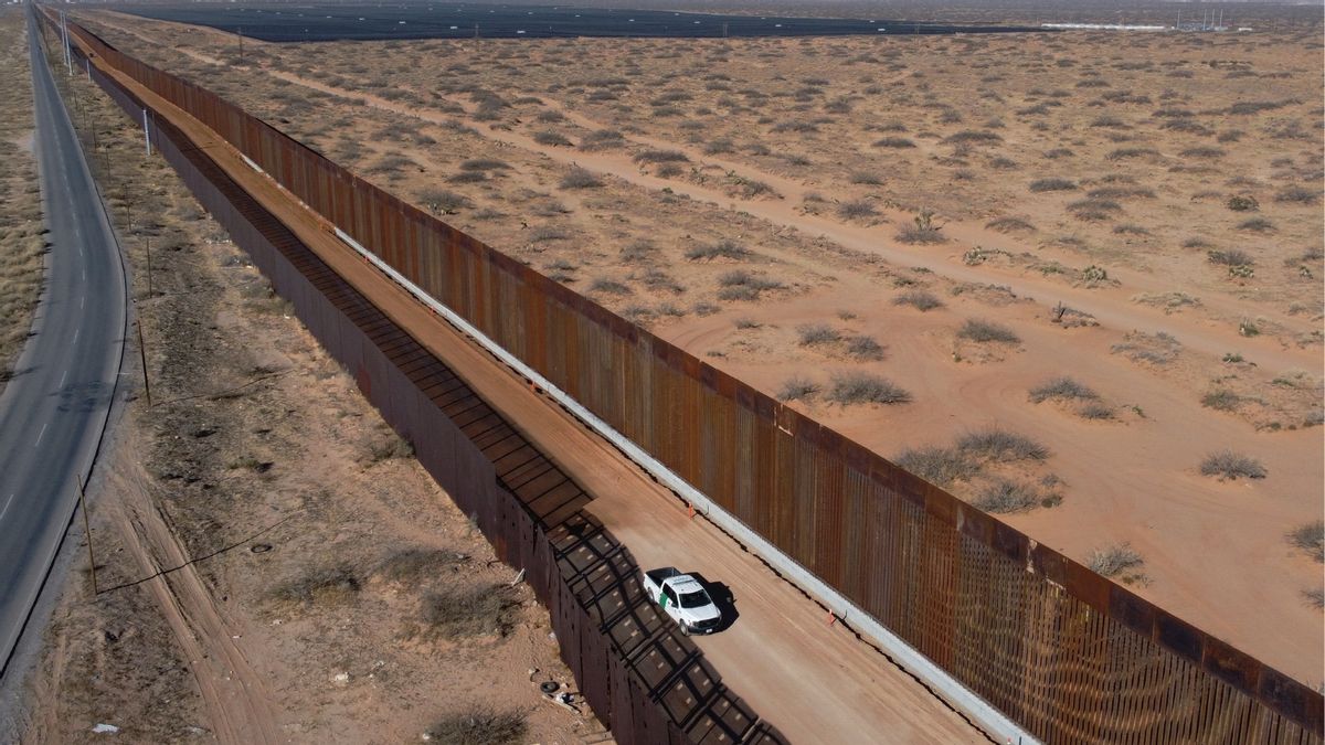 Did DHS waive New Mexico water laws to access wells for border wall construction?