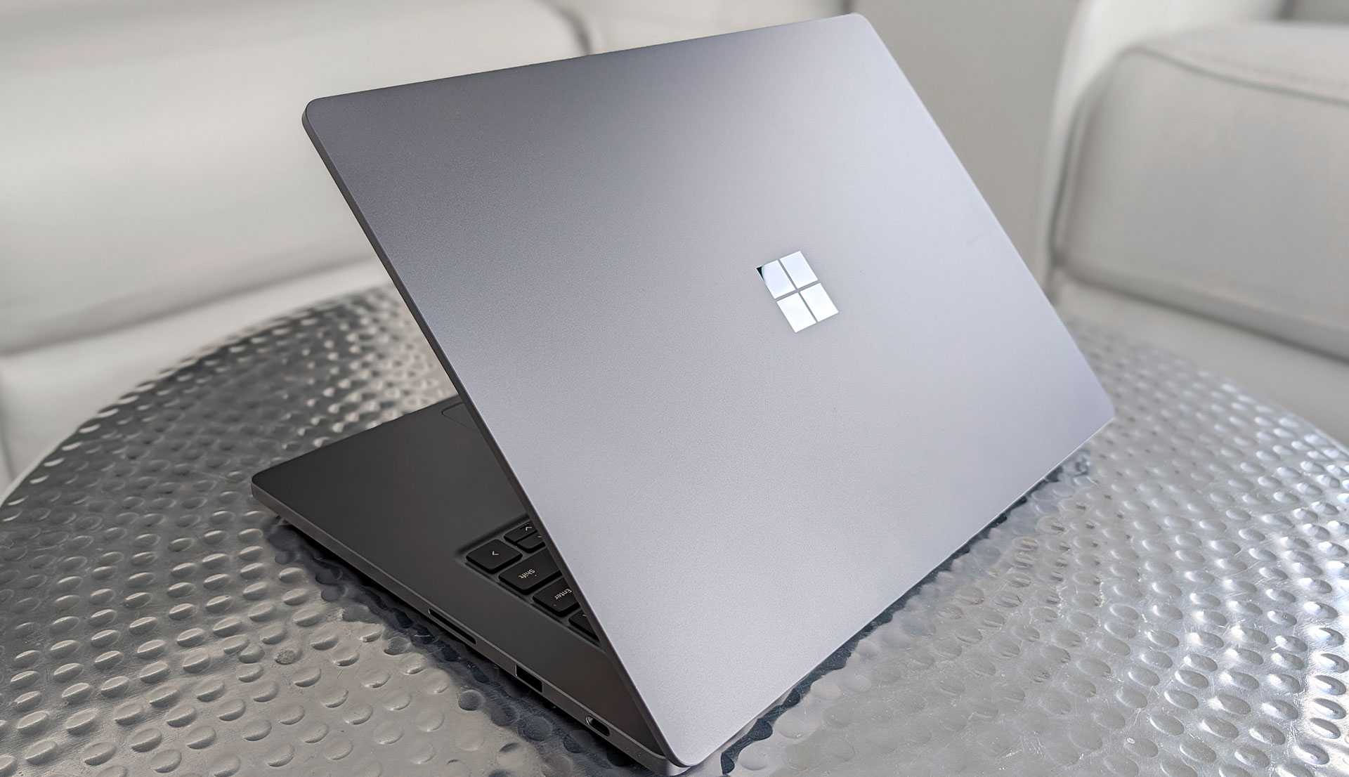 Microsoft Surface Laptop Ultra: NVIDIA RTX Spark means business