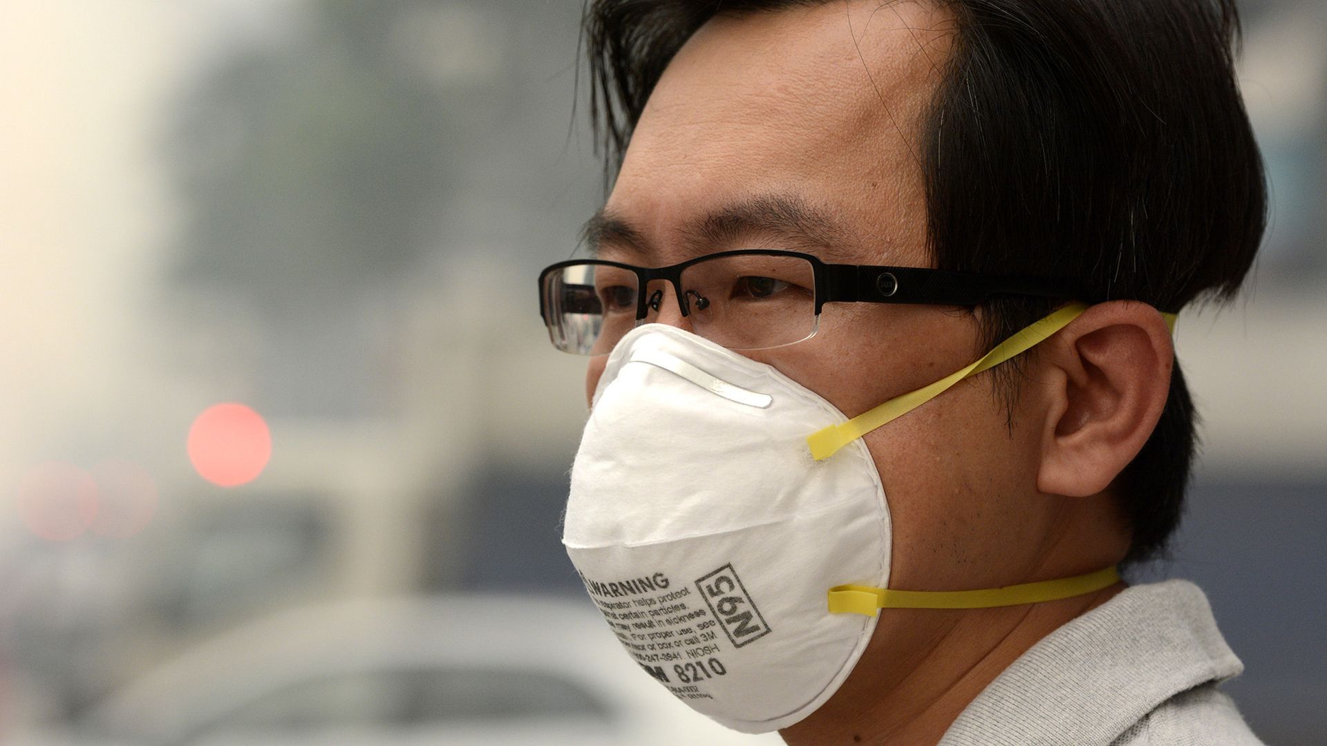 ‘A uniquely direct route that might cause damage’: Scientists uncover link between air pollution and eye diseases like glaucoma
