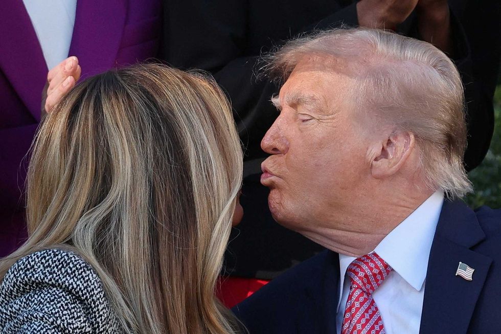 ‘His lips were tasers’: Melania ignites internet as she dodges a kiss from Trump