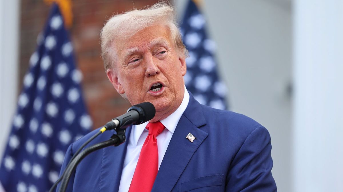 Did Trump say ‘everyone gets healthcare’ if Democrats win?