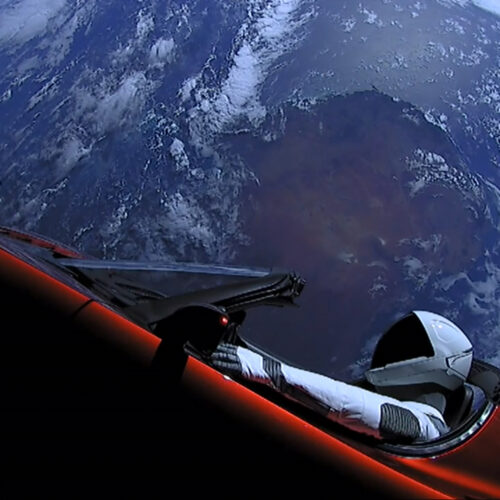 Merging SpaceX and Tesla would be a “good idea,” Musk says