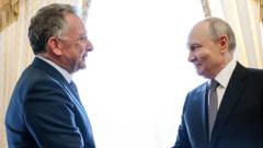 Russia says it is ready to resume talks with Ukraine and US to end war