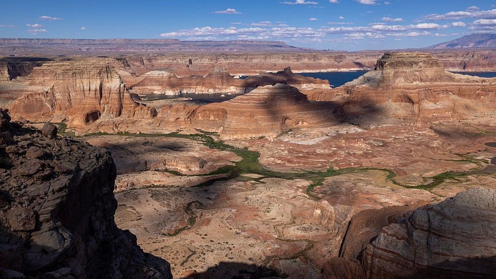 Surprising new pattern of groundwater loss may signal a turning point for the Colorado River Basin