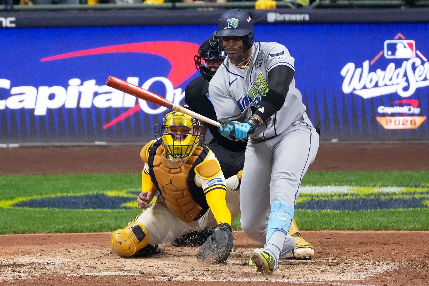 Inside the controversial call that ended Game 2 of the World Series