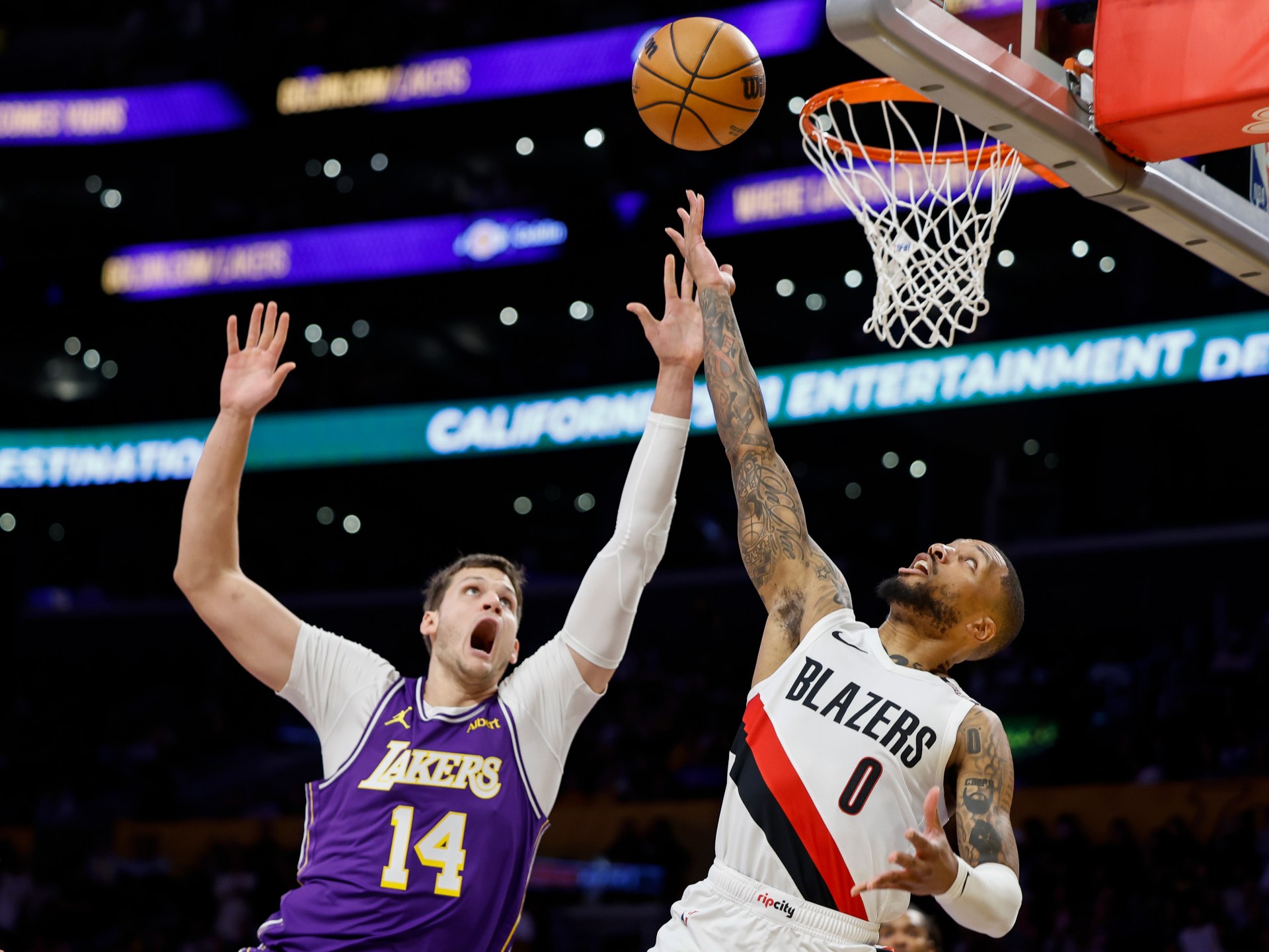 NBA: Portland Blazers prevail in battle of unbeatens against LA Lakers