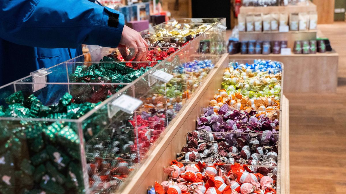 Sweet treats: 19 claims about candy and chocolate, verified