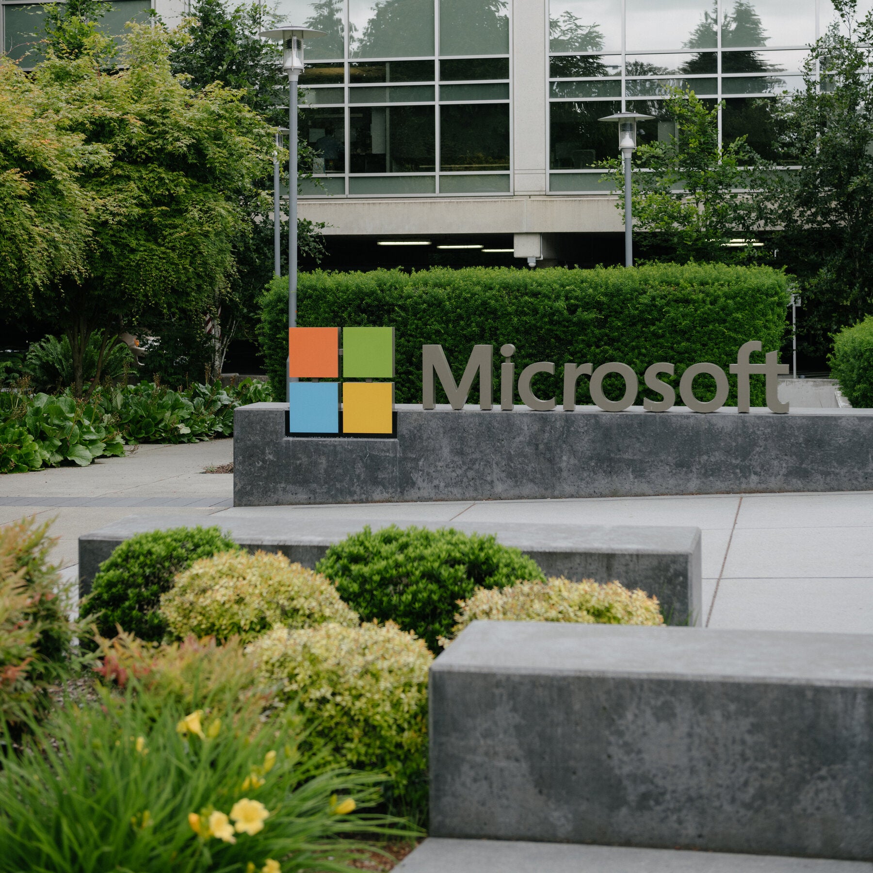 Microsoft’s Profit Jumps 32% Despite Big Increase in Spending