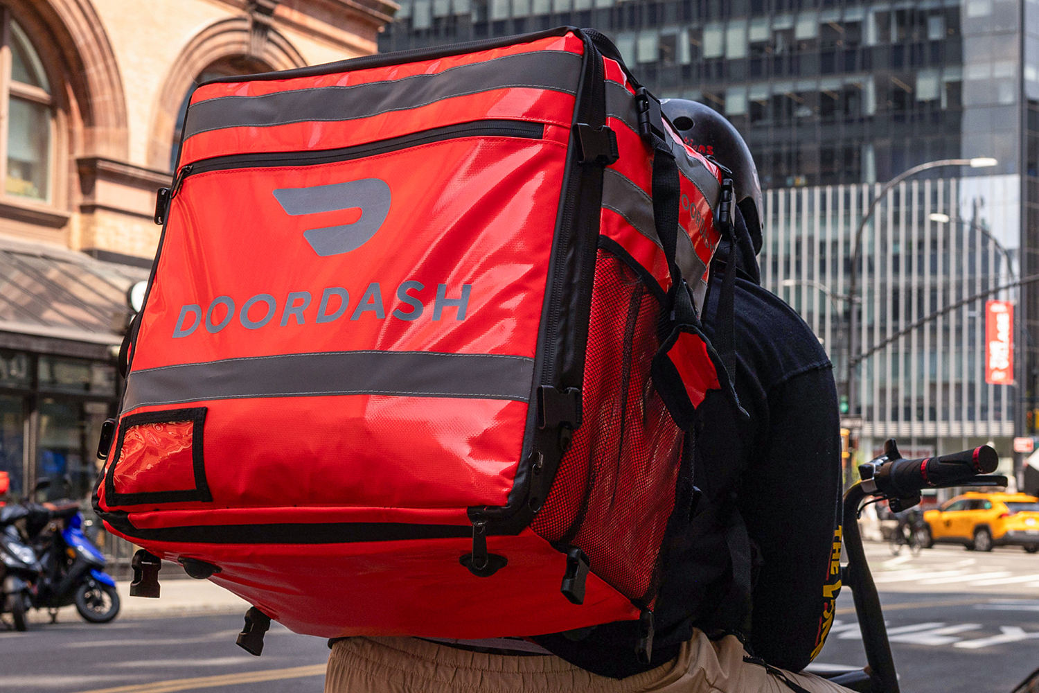 DoorDash to acquire Instacart for $17 billion, creating delivery giant