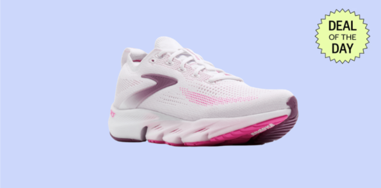 Brooks Glycerin Flex Running Sneakers are almost $70 off during NYC marathon weekend